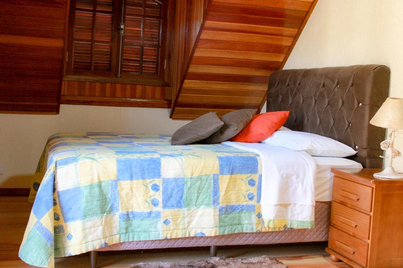 Pousada Villa Paty - Campos do Jordão エクステリア 写真