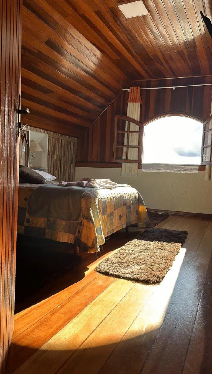 Pousada Villa Paty - Campos do Jordão エクステリア 写真